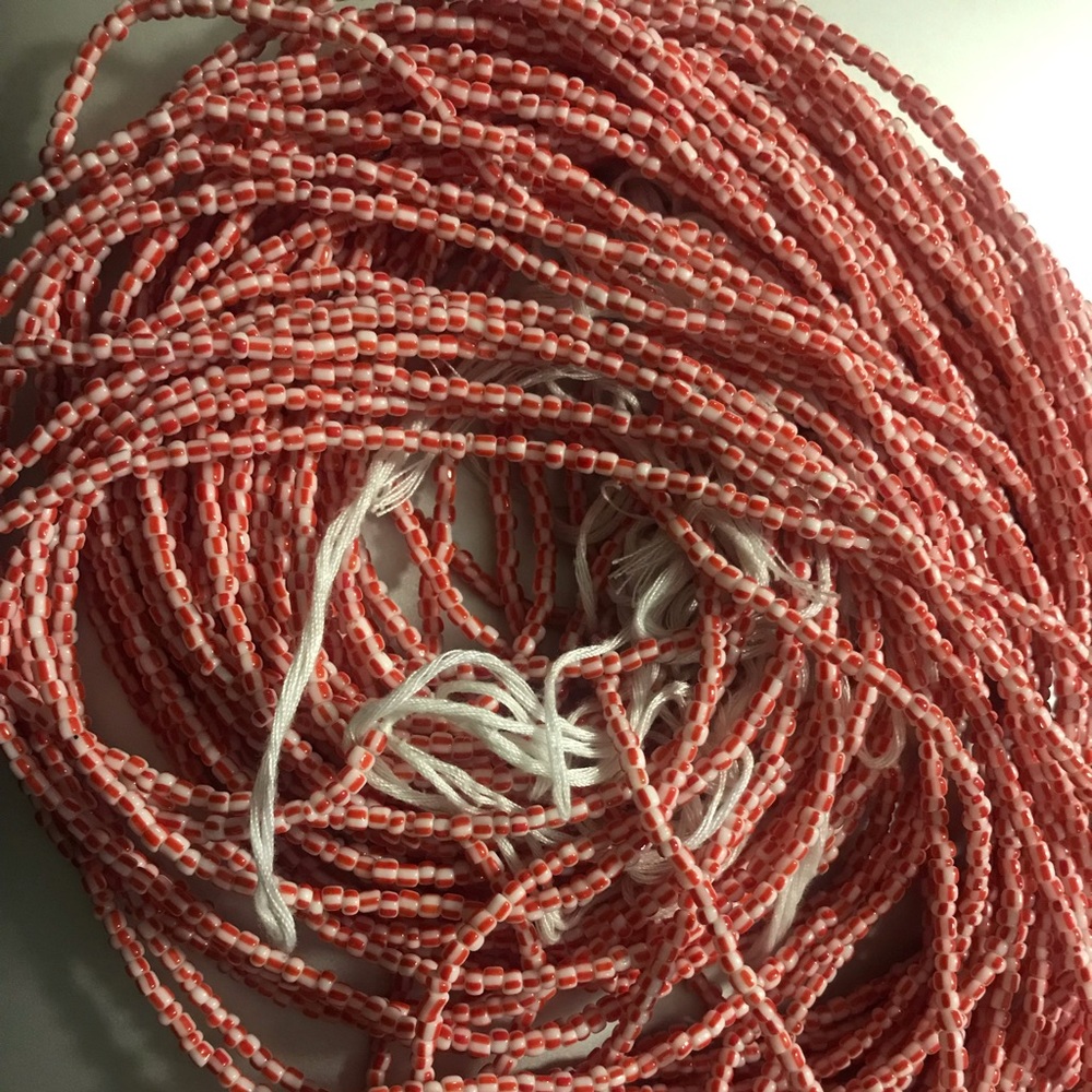 1 waist bead